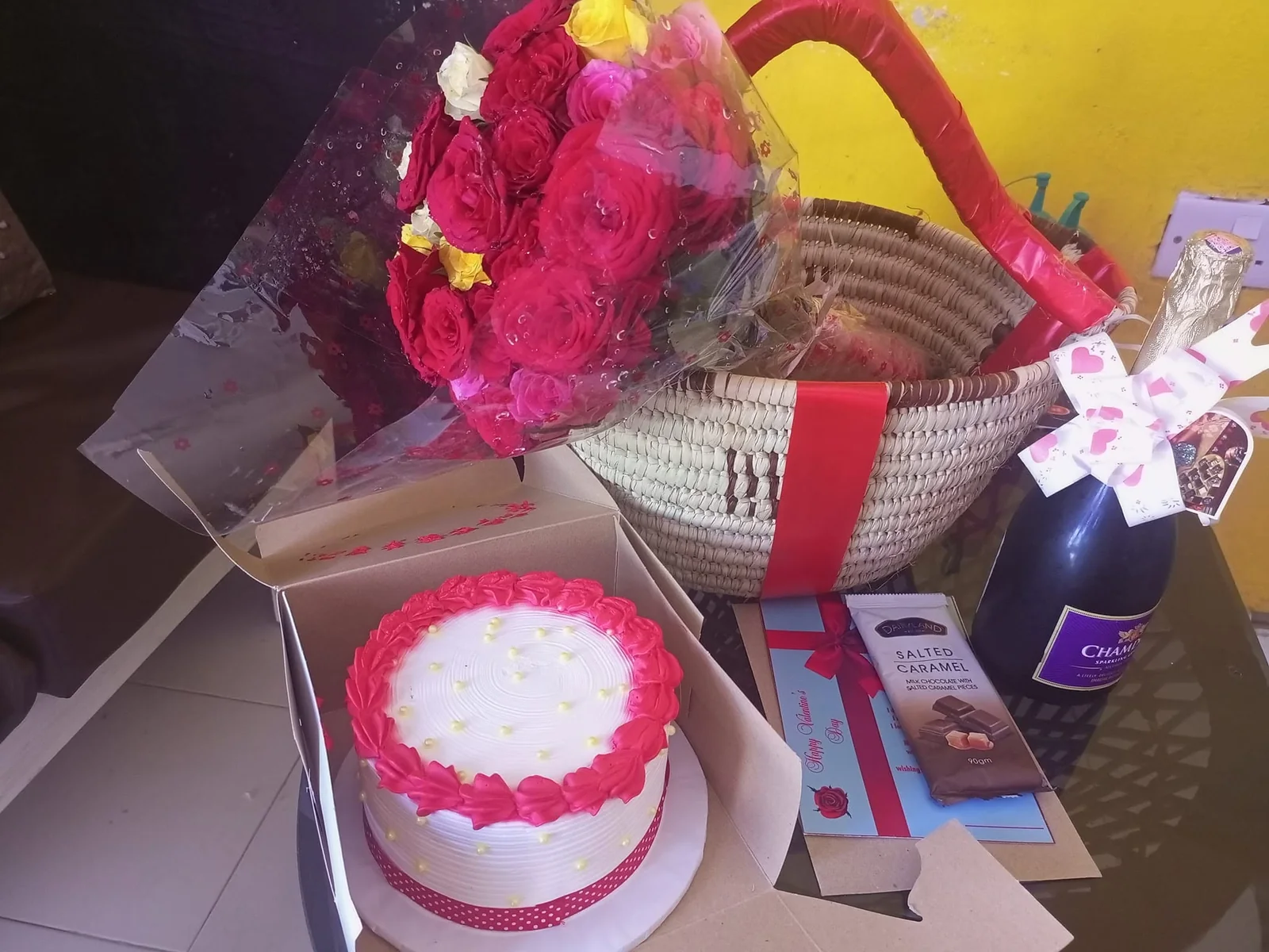 Cupcakes, flowers and gift hamper by Stark’s Cake House in Turkana