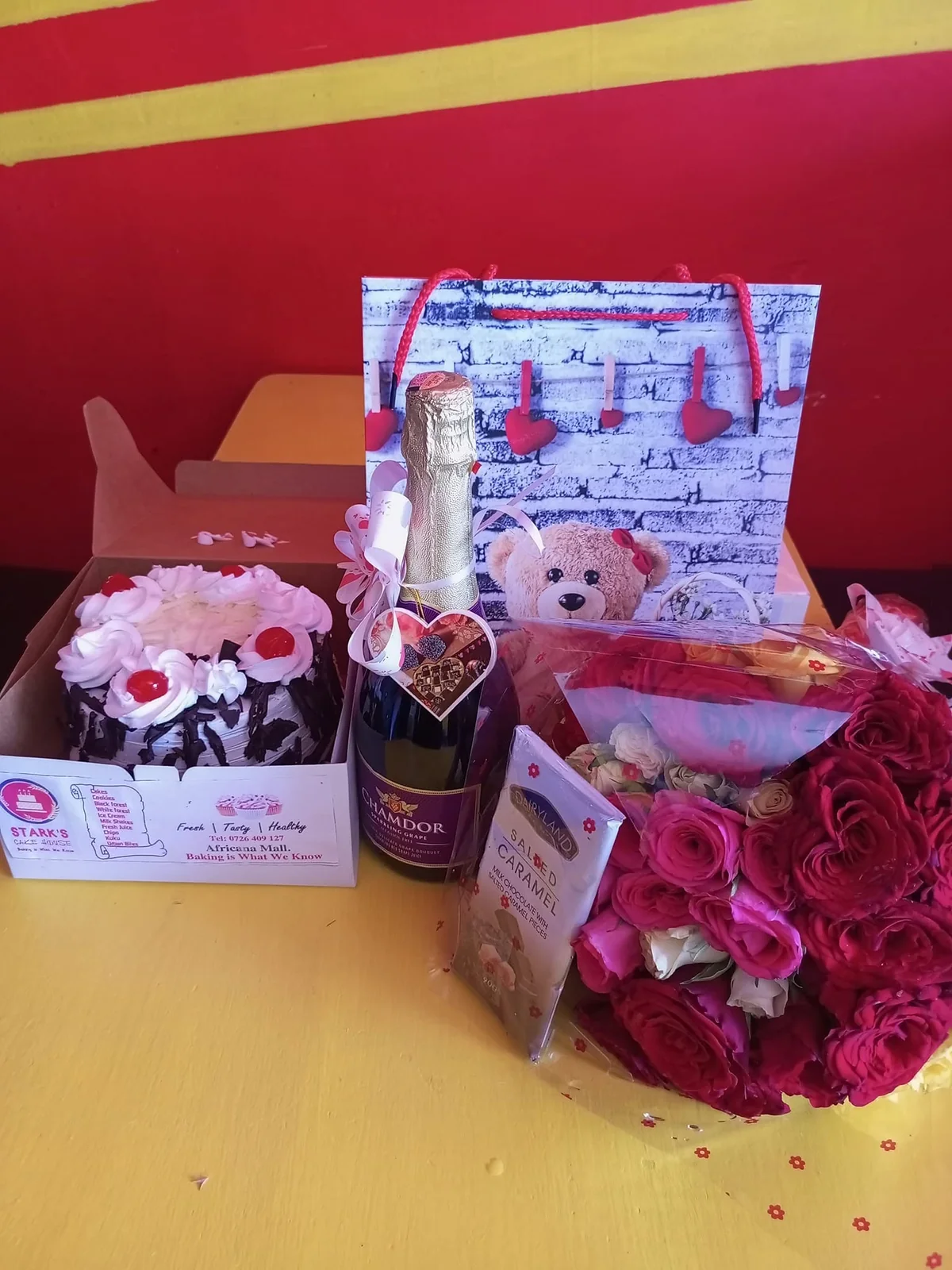 Romantic rose hamper by Stark’s Cake House in Turkana